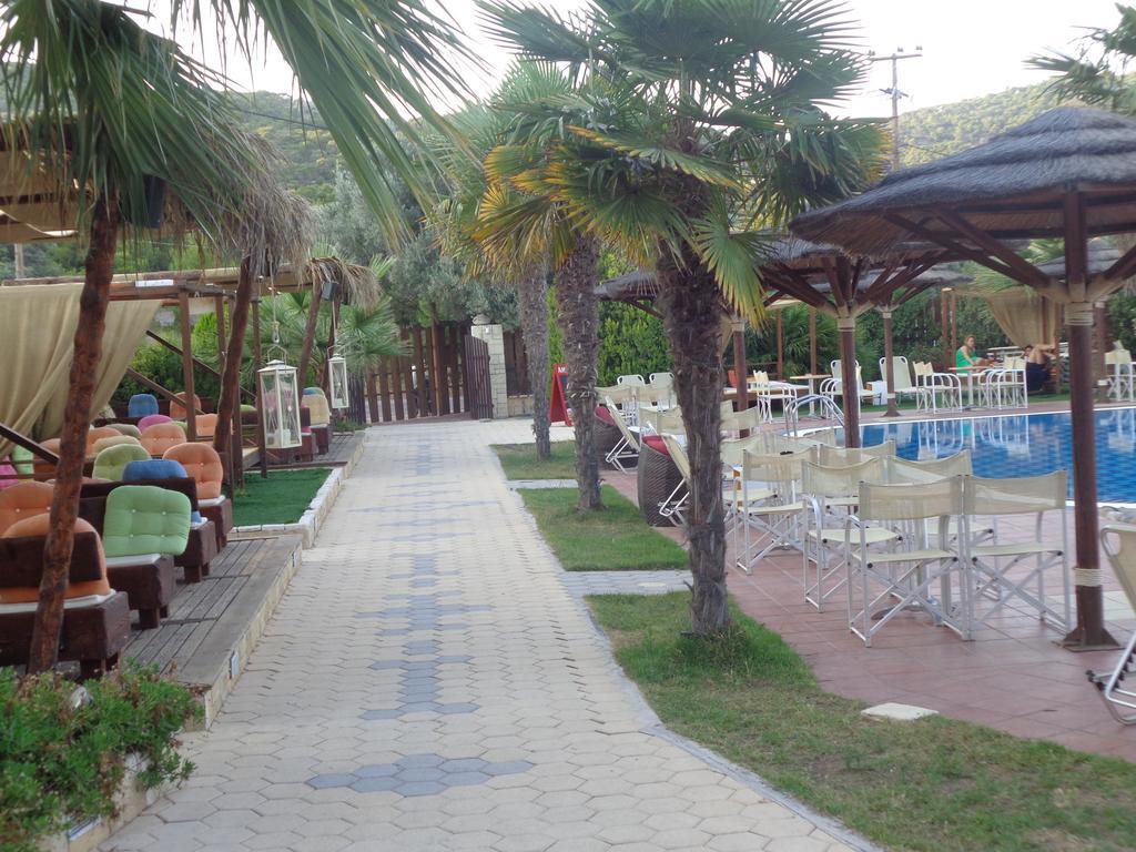 Angela Hotel Agia Marina  ภายนอก รูปภาพ